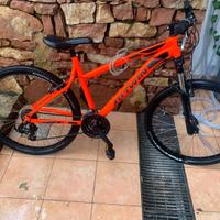 bicicletta b-twin rockrider 340 arancione