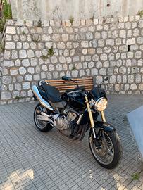 Honda hornet 600
