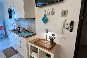 Appartamento vicino scuole solo docenti o ATA