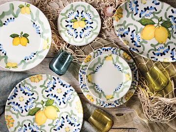 Piatti villa Altachiara con limoni