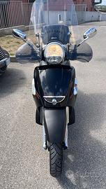 Aprilia scarabeo 300 s