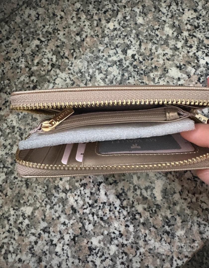 Portafoglio carpisa color oro Abbigliamento e Accessori In