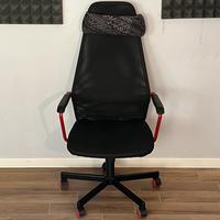 Sedia poltrona da gaming IKEA con cuscino incluso