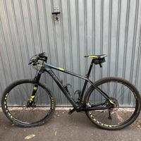 MTB Cube 29” misura M carbonio Deore xt