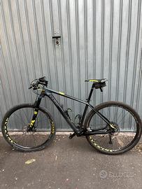 MTB Cube 29” misura M carbonio Deore xt