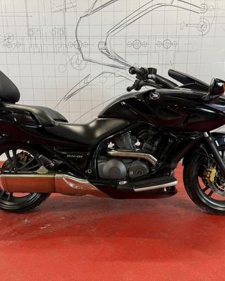 Honda DN-01 680 - YM 2008