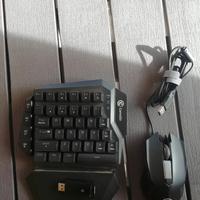Tastierino + mouse gaming