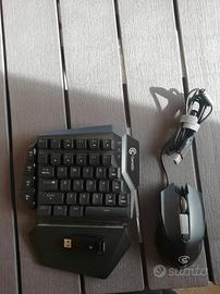 Tastierino + mouse gaming