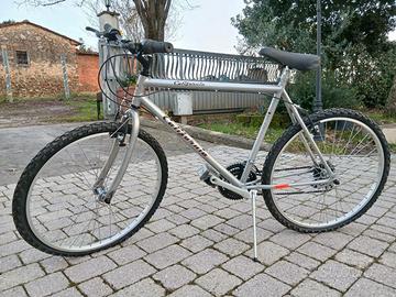 Bicicletta Mountain Bike NUOVA da uomo