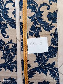 ritagli irregolari stoffe tessuti hobby cucito ago