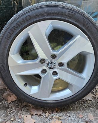 Cerchi in lega Skoda 17" + Pneumatici Kumho 