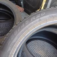 Gomme invernli Pirelli 255/45 raggio 20  winter