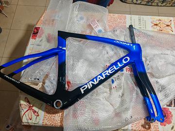 telaio+manubrio Pinarello Dogma F 