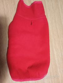 Cappotto rosso per cani