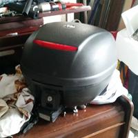 Bauletto Givi con piastra