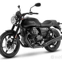 Moto Guzzi V7 IV 850
