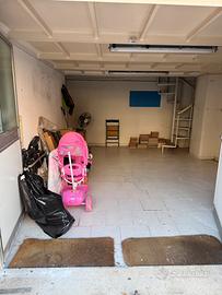 Box Auto con soppalco