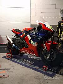 Honda Cbr 1000 rr-r