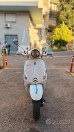 Vespa Primavera  (Assicurazione inclusa)150 – 2014