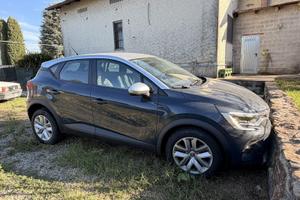 Renault Captur 2021 incidentata non marciante