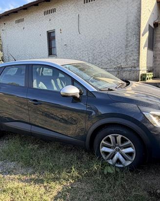 Renault Captur 2021 incidentata non marciante
