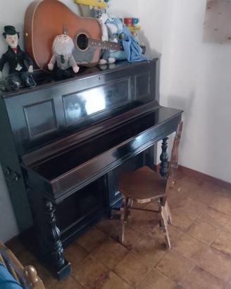 Pianoforte a muro