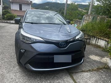 Toyota C-HR 2.0 Hybrid