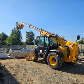Sollevatore telescopico JCB 533-105 Telehandler