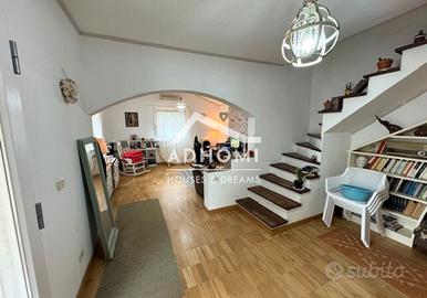 Splendida casa con bosco a 50 km da Cagliari