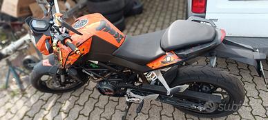  KTM  Duke 125