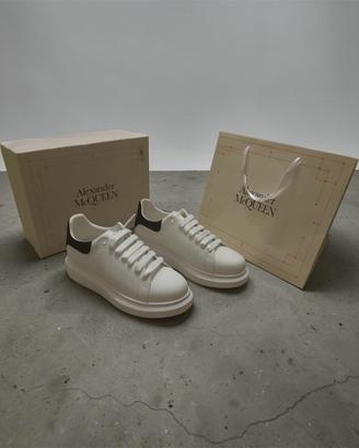 Sneakers Alexander McQueen bianche
