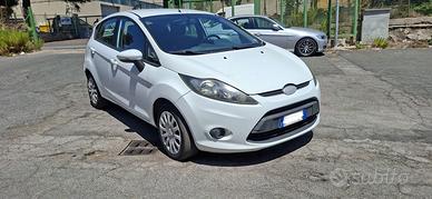 Ford fiesta 5 porte