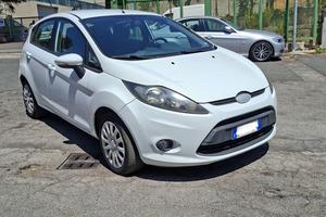 Ford fiesta 5 porte