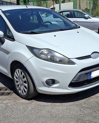 Ford fiesta 5 porte