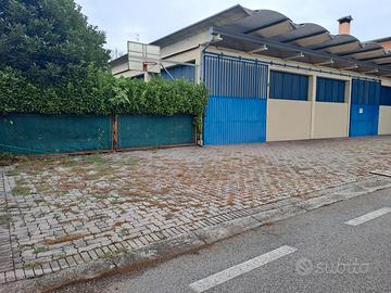 Capannone artigianale