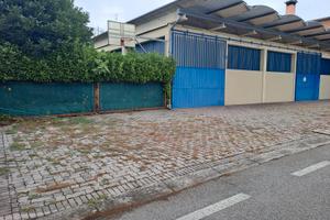 Capannone artigianale