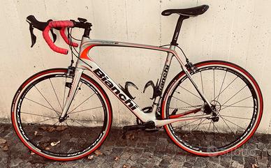 Bici corsa Bianchi Infinito CV