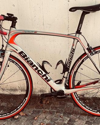 Bici corsa Bianchi Infinito CV