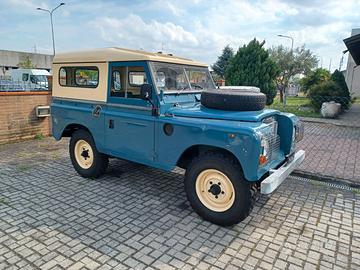 Land Rover 88 Series III