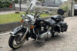 HARLEY-DAVIDSON Softail Standard classic heritag