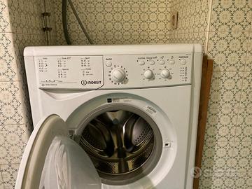 Lavatrice indesit