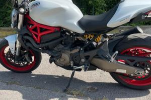 Ducati Monster 821