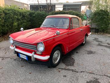 auto triumph herald