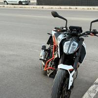 Duke 125