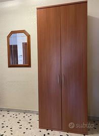 TAVOLO + ARMADIO E SPECCHIO