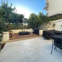 3 LOCALI A NAPOLI