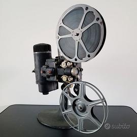 Bell & Howell Filmo 57 16mm + Bobine e Pellicola