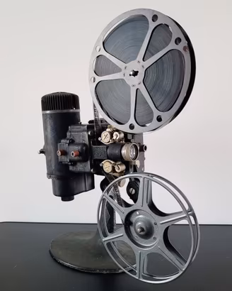 Bell & Howell Filmo 57 16mm + Bobine e Pellicola