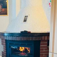 Caminetto da inserto