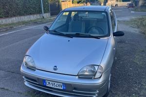 Fiat 600 del 2004